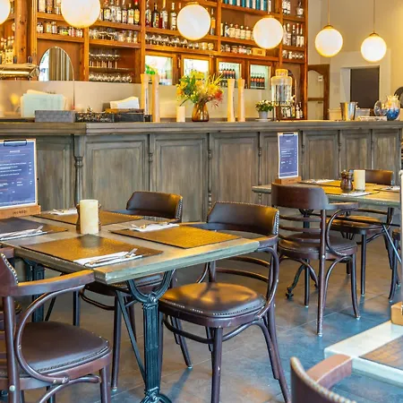 - Brasserie Ingredi Hotel 3*