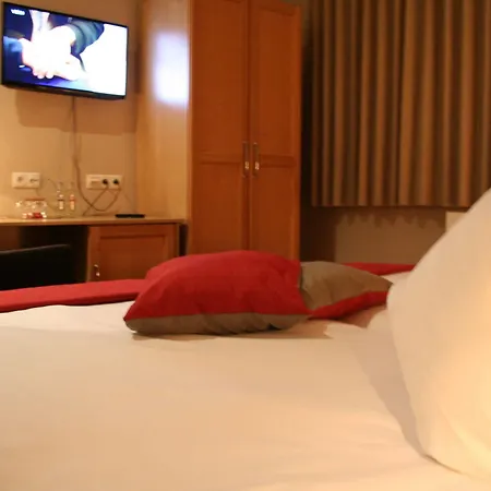 - Brasserie Ingredi 3*